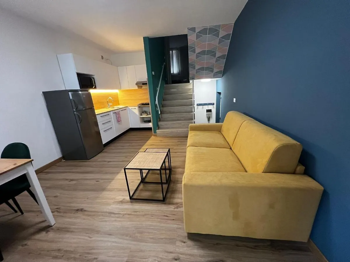 Apartment Cornicello With Pool By Glam Bardolino 0*,  Italy