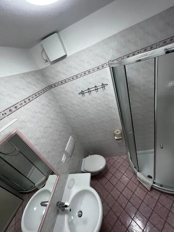 Apartment Cornicello With Pool By Glam Bardolino