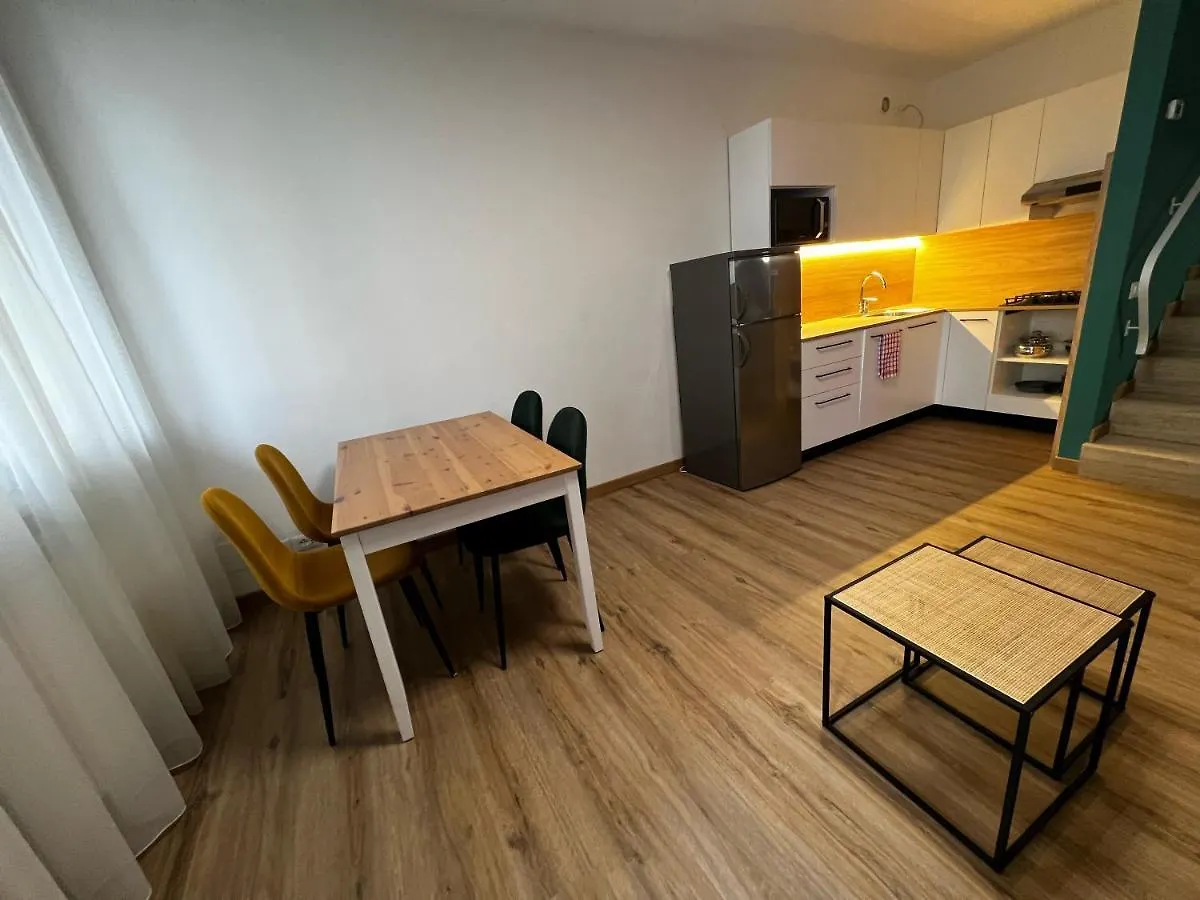 Apartment Cornicello With Pool By Glam Bardolino Italy